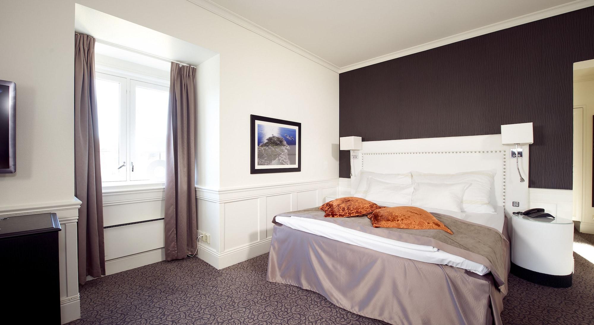Home Hotel Atlantic Санефьор Екстериор снимка