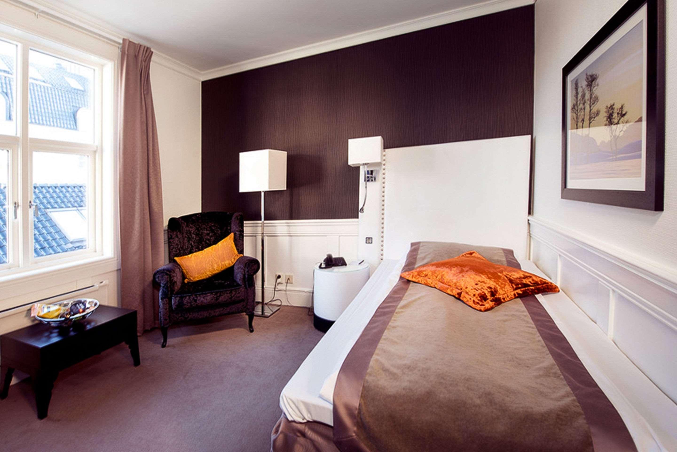 Home Hotel Atlantic Санефьор Екстериор снимка